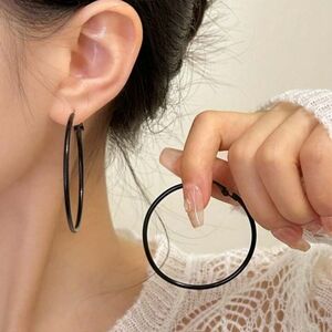 Matte hoop earrings